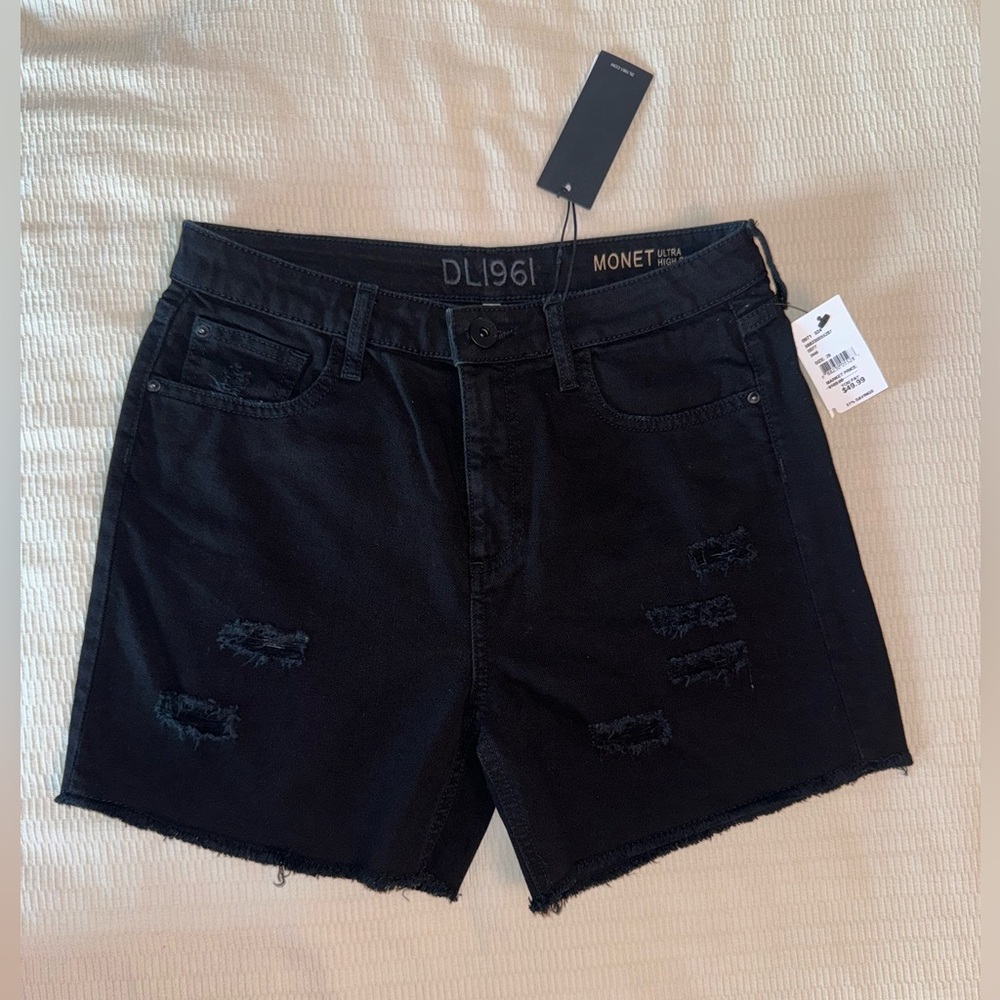 Women’s DL1961 Jean Shorts - Distressed - Black - Size 28 x 5